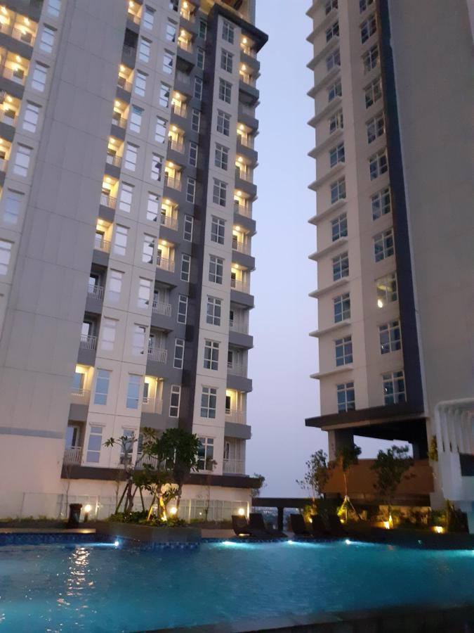 Bess Mansion Apartment, 16Th Floor Surabaya Eksteriør billede